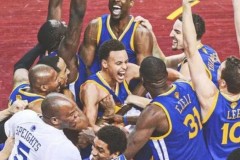 库里之路》：勇士辉煌岁月与杜兰特加盟背后的篮球哲学