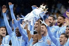 穆里尼奥加盟传闻：穆帅或接手利兹联，引领英超新篇章