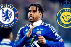 西甲双雄与德甲不败球队之谜：英超激烈竞争解析